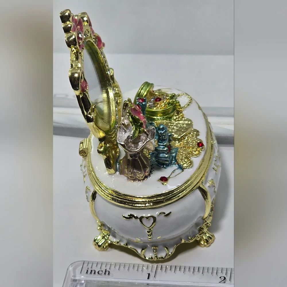 N/A vanity jewelry
